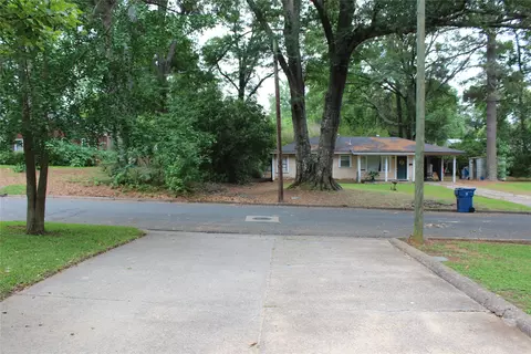 Exterior - 515 Davis St, Minden, LA 71055 photo 7 of 20