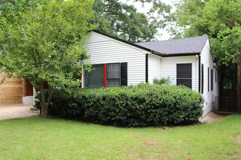 Exterior - 515 Davis St, Minden, LA 71055 photo 3 of 20