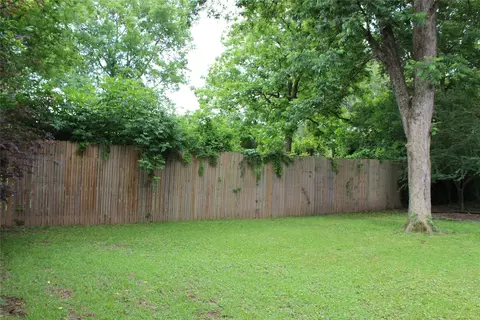 Exterior - 515 Davis St, Minden, LA 71055 photo 18 of 20