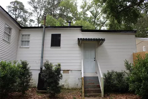 Exterior - 515 Davis St, Minden, LA 71055 photo 12 of 20