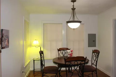 Dining - 515 Davis St, Minden, LA 71055 photo 2 of 2