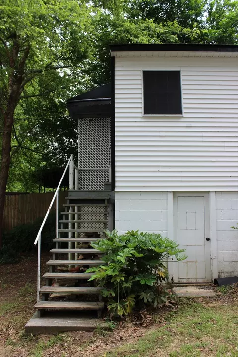 Exterior - 515 Davis St, Minden, LA 71055 photo 13 of 20