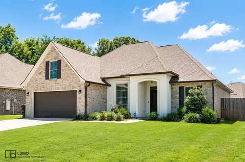 235 Cessna Dr, Shreveport, LA 71106