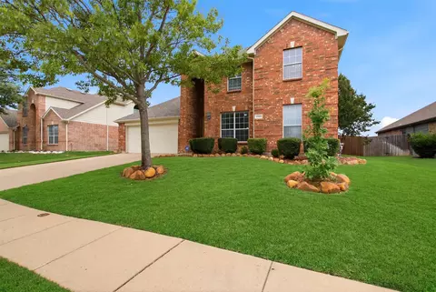 4409 Meadow Knoll Ln, Mansfield, TX 76063