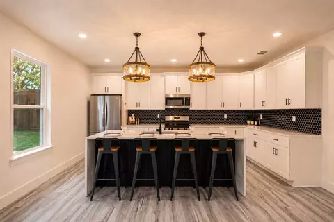 3623 Sioux Trl, Granbury, TX 76048
