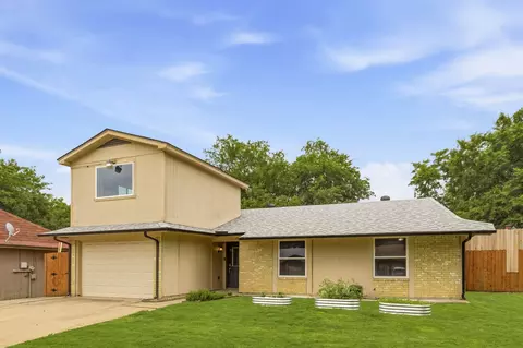 5736 Judie Ct, Haltom City, TX 76148