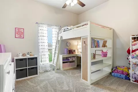 Bedroom - 1027 Hope Ct, Boyd, TX 76023 photo 5 of 5