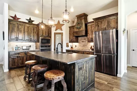 Kitchen - 1027 Hope Ct, Boyd, TX 76023 photo 1 of 4