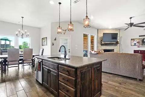 Kitchen - 1027 Hope Ct, Boyd, TX 76023 photo 2 of 4