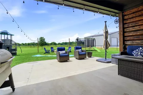 Exterior - 1027 Hope Ct, Boyd, TX 76023 photo 3 of 6