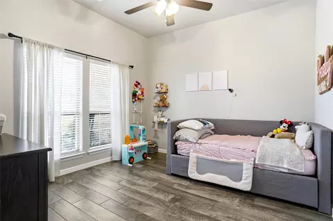 Bedroom - 1027 Hope Ct, Boyd, TX 76023 photo 1 of 5