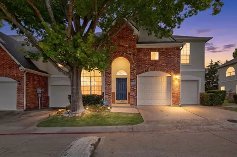 1609 Masters Dr, Desoto, TX 75115