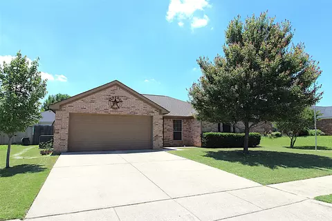 501 Barbara Jean Ln, Burleson, TX 76028