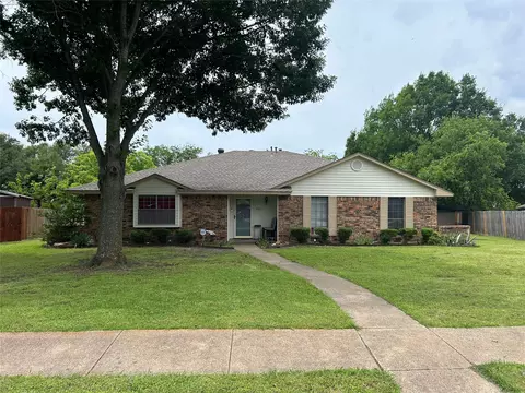 822 Bordner Dr, Lancaster, TX 75146