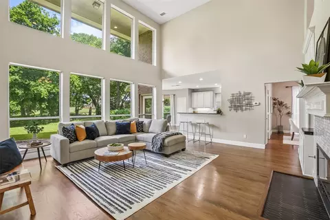 9212 Longview Dr, Plano, TX 75025
