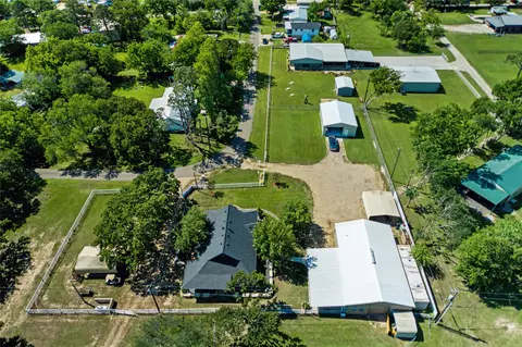 101 Friendship Cir, West Tawakoni, TX 75474