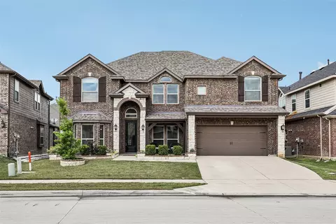 1325 Desert Barrel Dr, Fort Worth, TX 76177