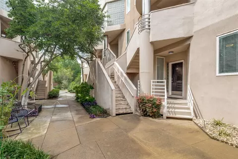 4040 Avondale Ave #204, Dallas, TX 75219