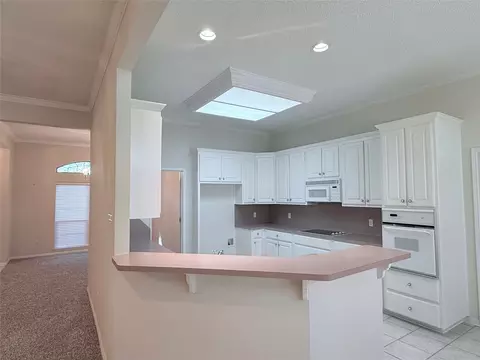 Kitchen - 3208 Park Lake Dr, Waco, TX 76708 photo 3 of 6