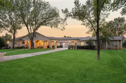 1135 Copper Canyon Rd, Argyle, TX 76226