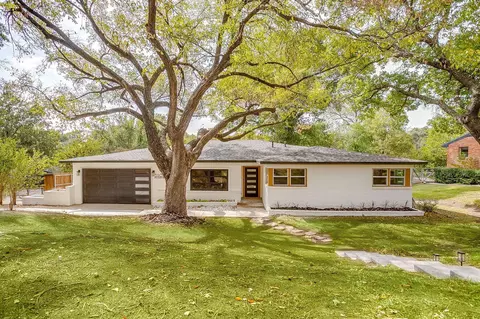 3900 Pelham Rd, Fort Worth, TX 76116