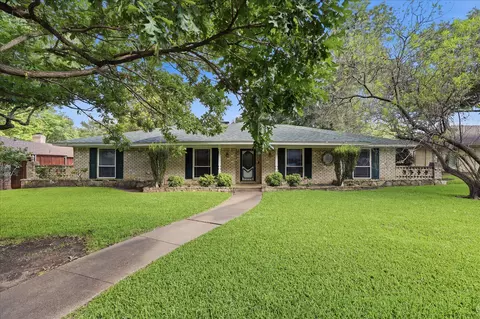 1512 Cliffbrook Dr, Plano, TX 75075