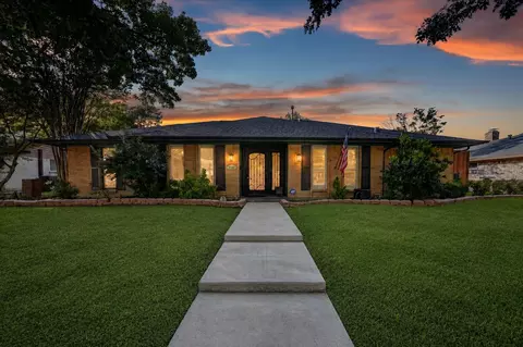 2709 Chadwick Dr, Plano, TX 75075