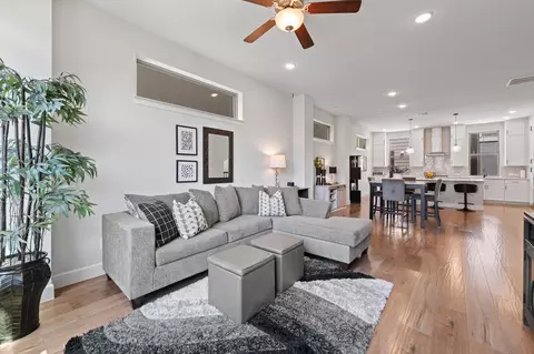 2739 Flowering Peach Ln, Dallas, TX 75212