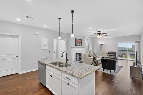 651 N Watters Rd #5305, Allen, TX 75013