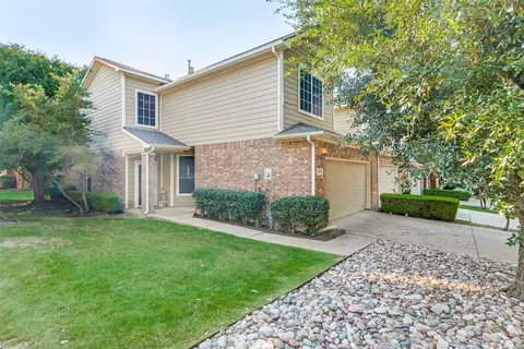 8600 Hunters Trace Ln, Plano, TX 75024