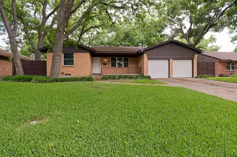 2730 Larkspur Ln, Dallas, TX 75233