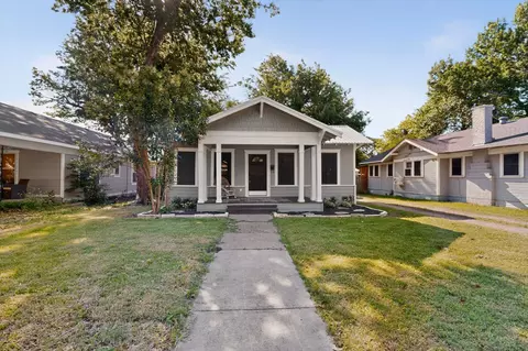 326 Virginia Ave, Waxahachie, TX 75165