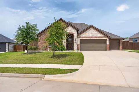 2504 Pinyon Hills Ct, Burleson, TX 76028