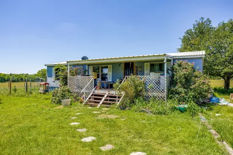 1100 Knob Rd, Springtown, TX 76082
