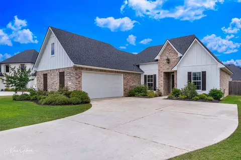 12 Forsythe Blvd, Haughton, LA 71037