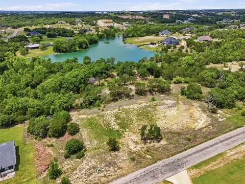 2028 Little Valley Ct, Weatherford, TX 76087