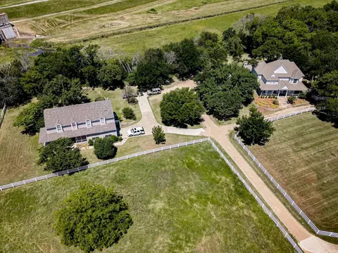 2600 Rosebud Ln, Richland Hills, TX 76118
