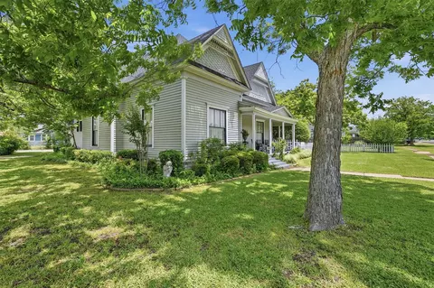 202 E Main St, Celina, TX 75009 photo 4