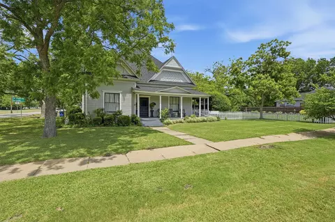 202 E Main St, Celina, TX 75009 photo 2