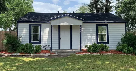 900 Carver St, Mesquite, TX 75149