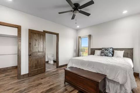 Bedroom - 515 Sales Rd, Windthorst, TX 76389 photo 3 of 6