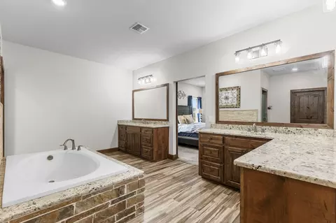 Bath - 515 Sales Rd, Windthorst, TX 76389 photo 1 of 5