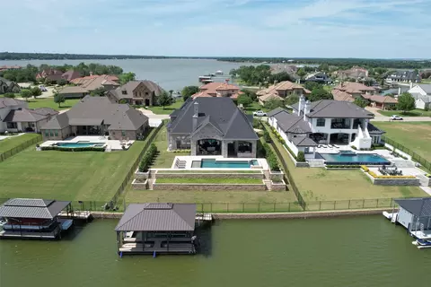 6215 Lakeside Dr, Fort Worth, TX 76179