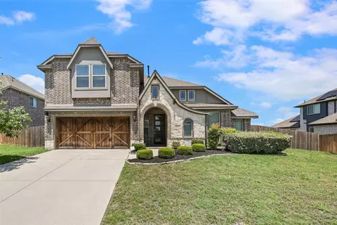 933 Vista Ln, Desoto, TX 75115