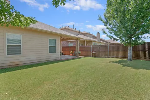 5905 Marsh Rail Dr, Denton, TX 76208 photo 24