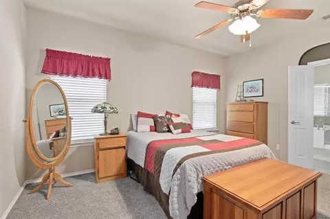 5905 Marsh Rail Dr, Denton, TX 76208 photo 11