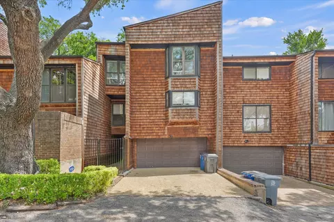 7418 Fair Oaks Ave #G, Dallas, TX 75231