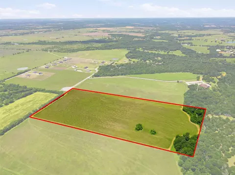421 Chambers Creek Trl, Alvarado, TX 76009