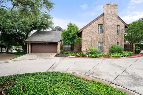 4241 Clear Lake Cir, Fort Worth, TX 76109