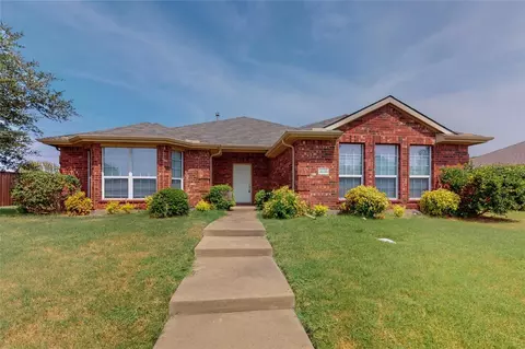 2030 New Holland Dr, Rockwall, TX 75032